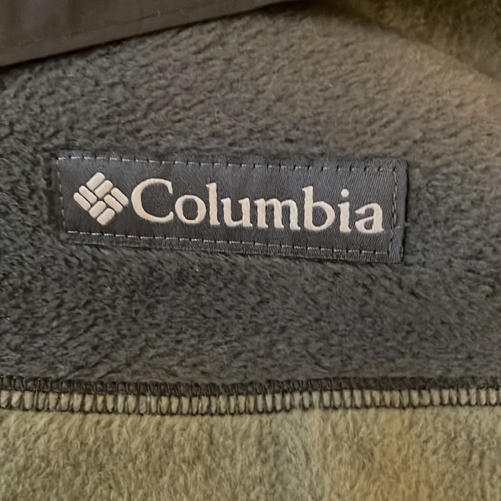 Green/Gray men’s Columbia  pullover - Picture 2 of 4
